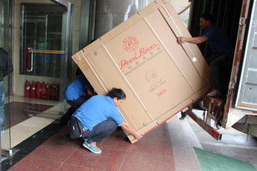 策勒钢琴贵重工艺品无忧运